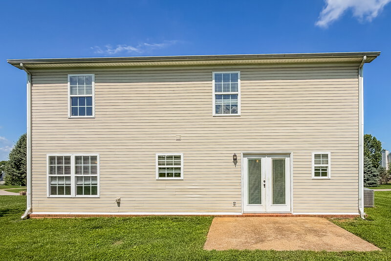 2,225/Mo, 1910 Lawndale Dr Spring Hill, TN 37174 Rear View
