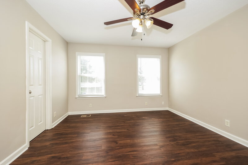 1,825/Mo, 1204 Red Oak Ct Murfreesboro, TN 37130 Main Bedroom View