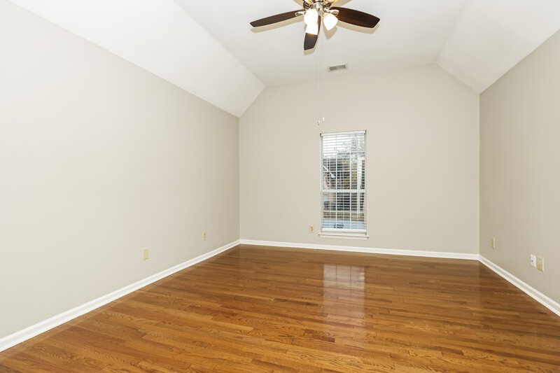 2,140/Mo, 4413 Benchmark Dr Antioch, TN 37013 Family Room View 2