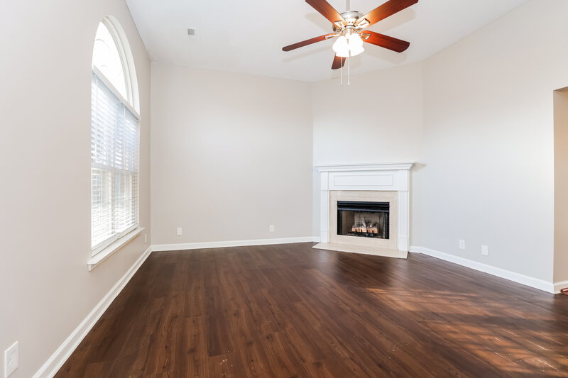 2,010/Mo, 1208 Newlodge Ct Antioch, TN 37013 Living Room View