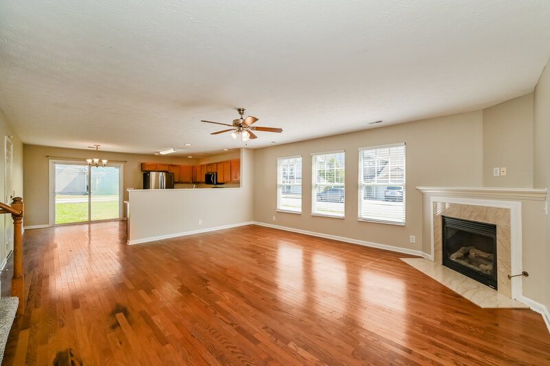 2,285/Mo, 179 Sophie Dr Antioch, TN 37013 Living Room View 2