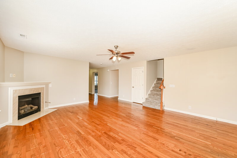 2,285/Mo, 179 Sophie Dr Antioch, TN 37013 Living Room View 4
