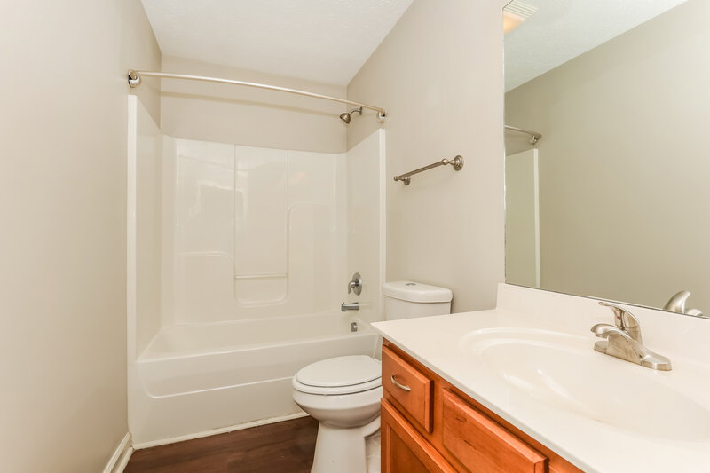 3,050/Mo, 179 Sophie Dr Antioch, TN 37013 Bathroom View 2