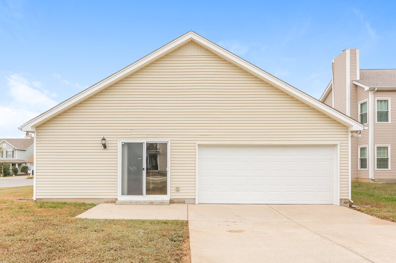 3,050/Mo, 179 Sophie Dr Antioch, TN 37013 Rear View