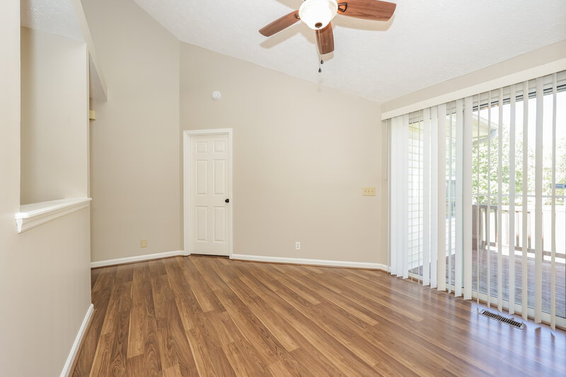 1,820/Mo, 3512 Calais Cir Antioch, TN 37013 Dining Room View 2
