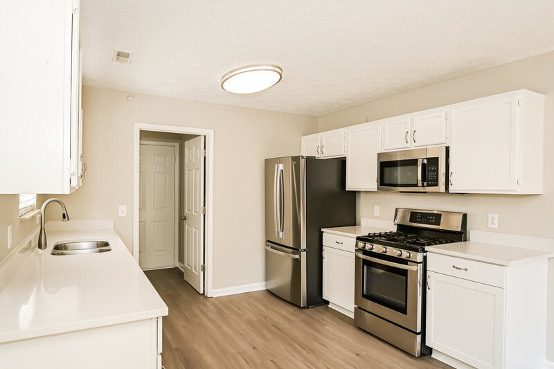 2,330/Mo, 3505 Glenfalls Dr Hermitage, TN 37076 Kitchen View