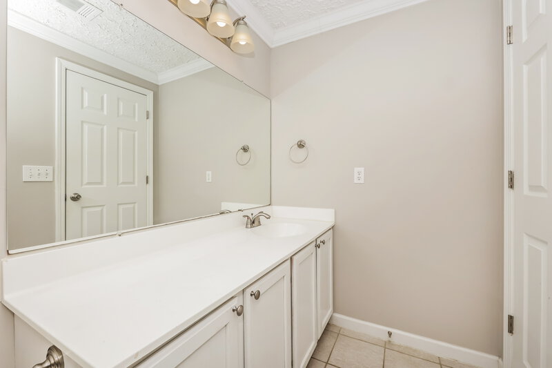 2,560/Mo, 1802 N Bonham Ct Old Hickory, TN 37138 Bathroom View