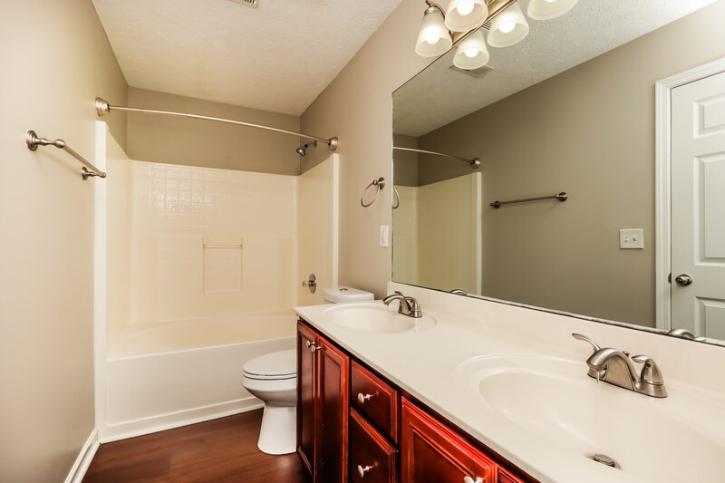 2,165/Mo, 2125 Deer Valley Dr Spring Hill, TN 37174 Bathroom View