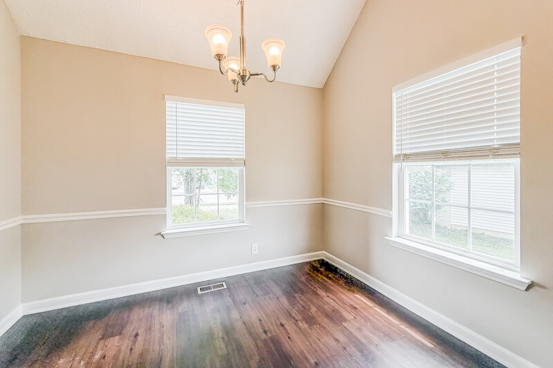 2,515/Mo, 2816 Windcrest Trl Antioch, TN 37013 Dining Room View