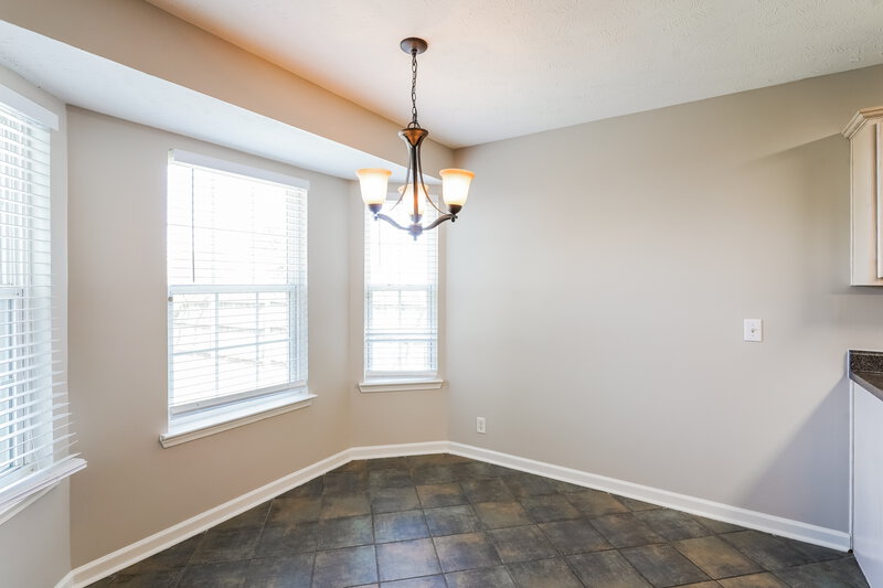 1,975/Mo, 805 Winchester Close Antioch, TN 37013 Dining Room View