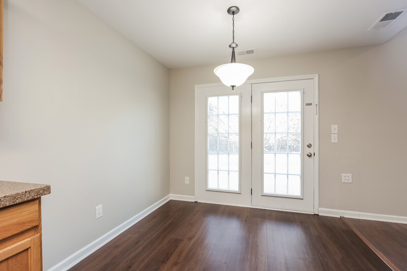 2,400/Mo, 707 Bob White Ct Mt Juliet, TN 37122 Breakfast Nook View