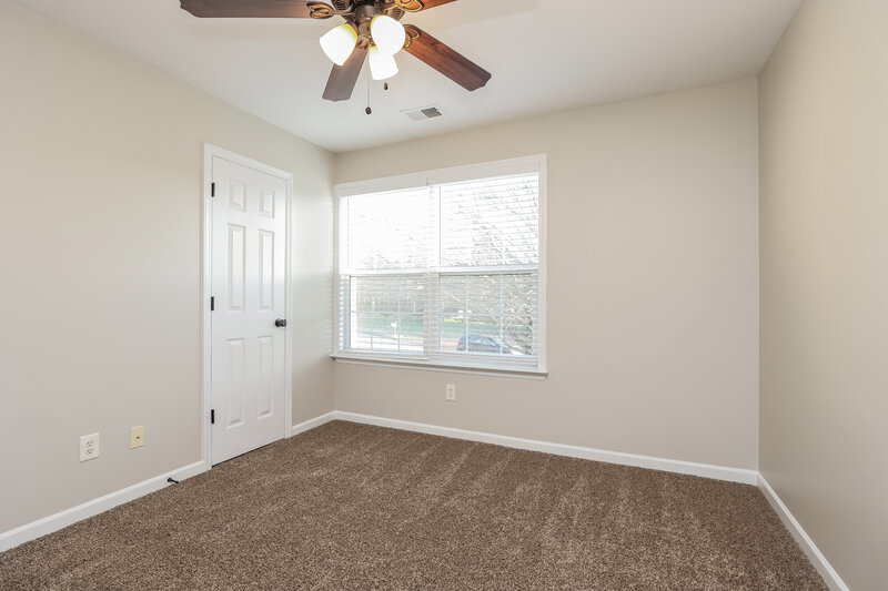 2,400/Mo, 707 Bob White Ct Mt Juliet, TN 37122 Bedroom View