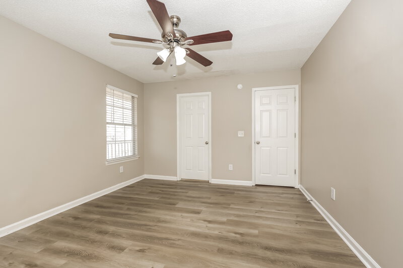 1,890/Mo, 141 Bill Stewart Blvd La Vergne, TN 37086 Main Bedroom View