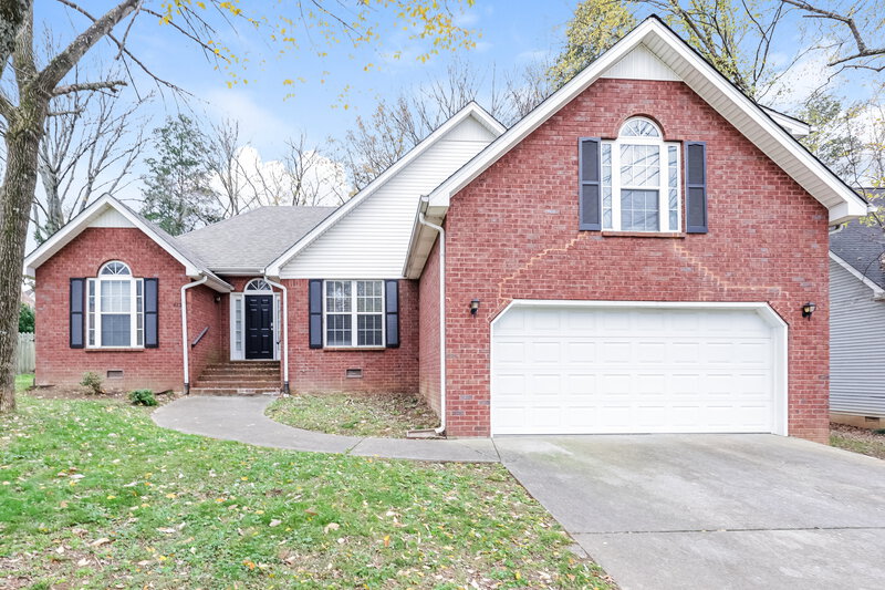 2,460/Mo, 612 Woodland Hills  Dr La Vergne, TN 37086 External View