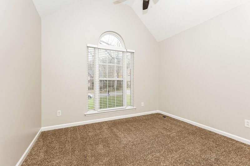2,460/Mo, 612 Woodland Hills  Dr La Vergne, TN 37086 Bedroom View