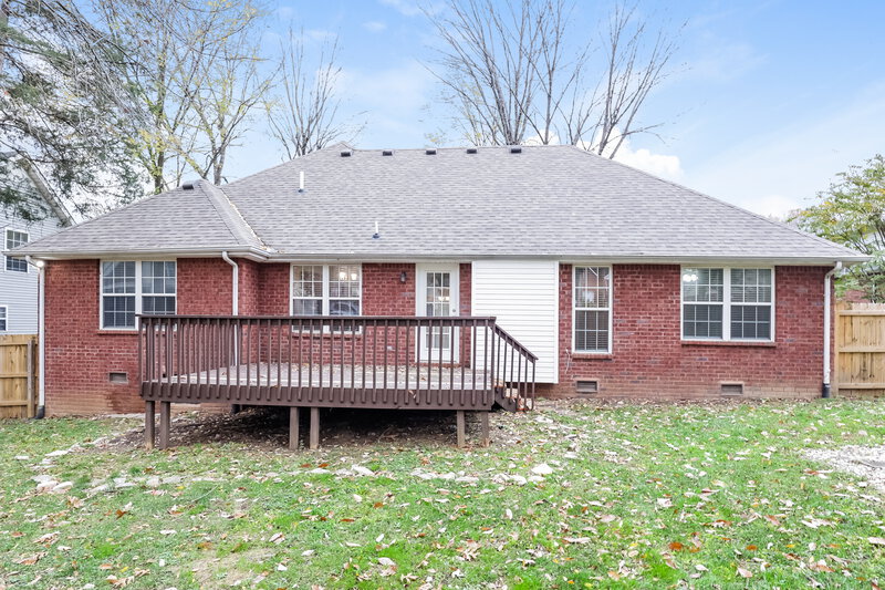 2,460/Mo, 612 Woodland Hills  Dr La Vergne, TN 37086 Rear View
