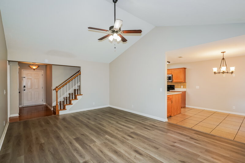 1,945/Mo, 7405 E Winchester Dr Antioch, TN 37013 Living Room View