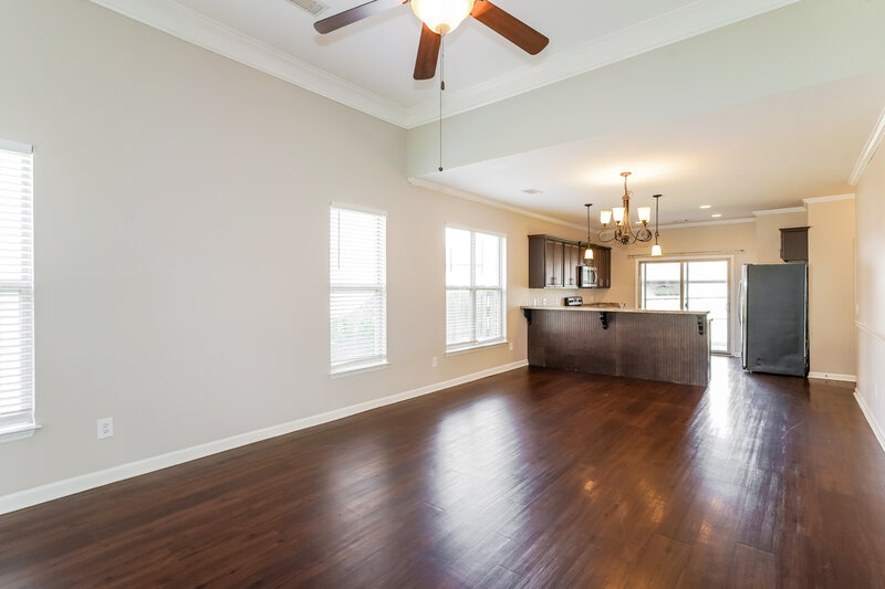 2,625/Mo, 102 England Pl Hendersonville, TN 37075 Living Room View