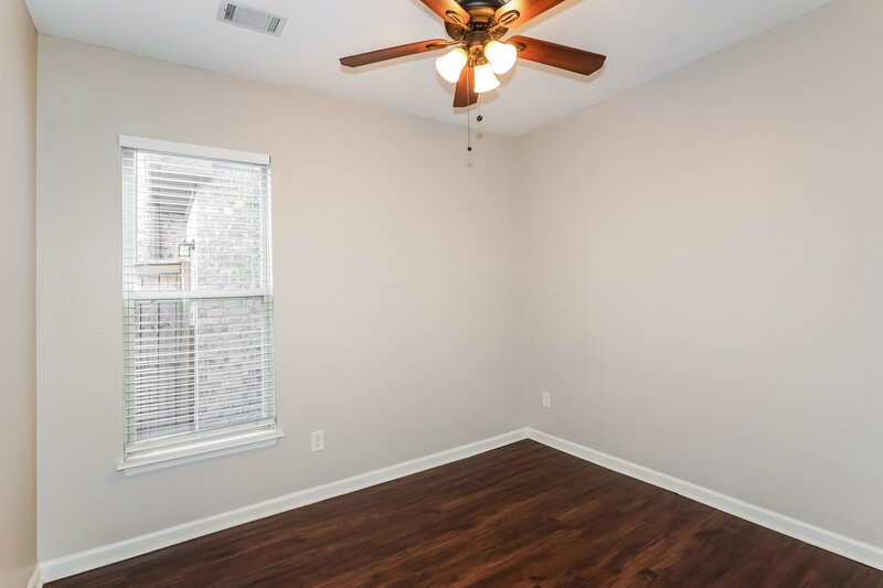 2,625/Mo, 102 England Pl Hendersonville, TN 37075 Bedroom View 2