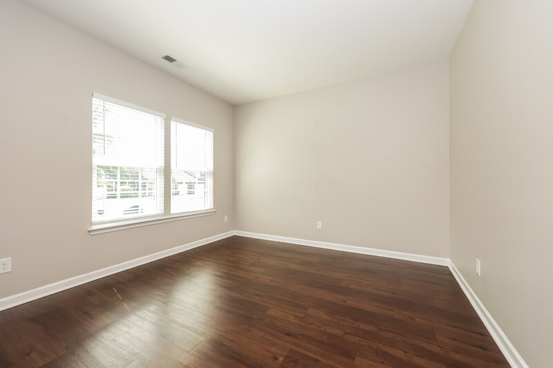 2,195/Mo, 2642 Apple Cross Ct Murfreesboro, TN 37127 Sitting Room View