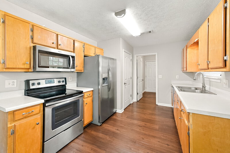 2,130/Mo, 2918 Weybridge Dr Murfreesboro, TN 37128 Kitchen View