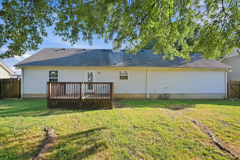 2,130/Mo, 2918 Weybridge Dr Murfreesboro, TN 37128 Rear View