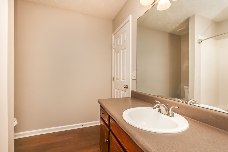1,955/Mo, 802 Clouddale Ct Smyrna, TN 37167 Main Bathroom View 2