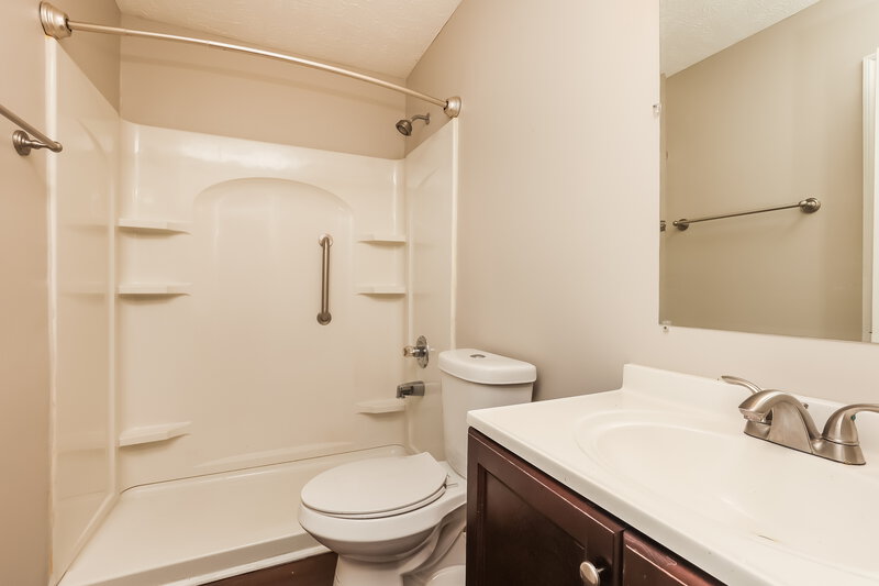 1,955/Mo, 802 Clouddale Ct Smyrna, TN 37167 Bathroom View