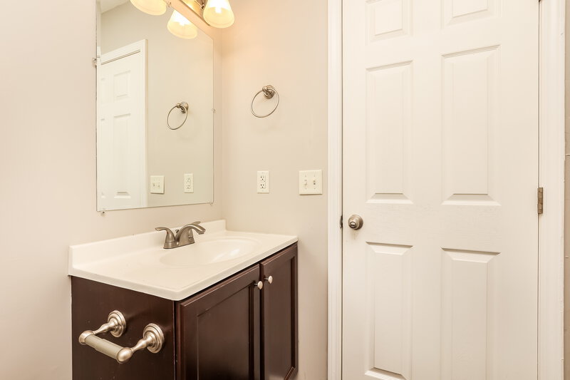 1,955/Mo, 802 Clouddale Ct Smyrna, TN 37167 Bathroom View 2