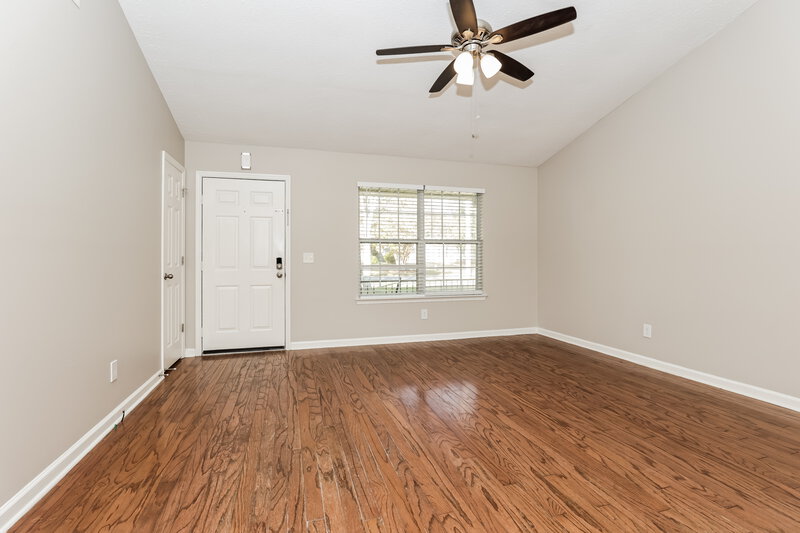 1,695/Mo, 1427 River Rock Blvd Murfreesboro, TN 37128 Living Room View