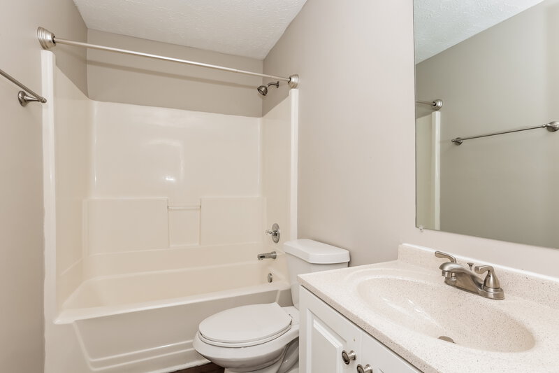 1,695/Mo, 1427 River Rock Blvd Murfreesboro, TN 37128 Bathroom View