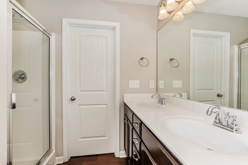 2,340/Mo, 3413 Whimsical Dr Murfreesboro, TN 37128 Main Bathroom View 2