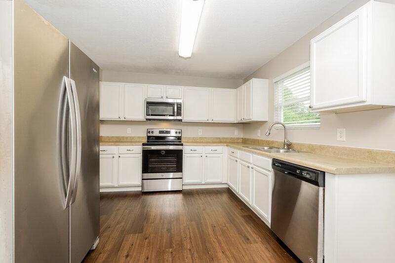 2,280/Mo, 5624 Dory Dr Antioch, TN 37013 Kitchen View