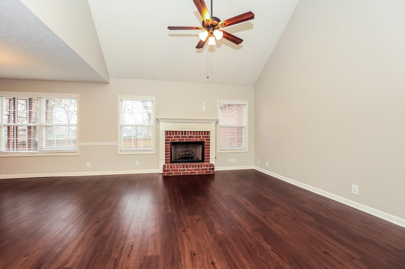 1,930/Mo, 9003 Lomond Dr Smyrna, TN 37167 Living Room View