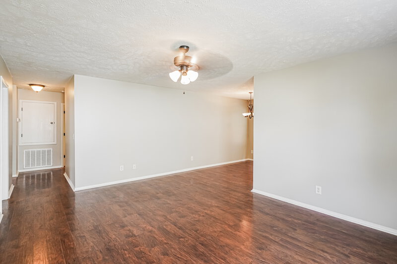 2,070/Mo, 2735 Sutherland Dr Thompsons Station, TN 37179 Living Room View 2