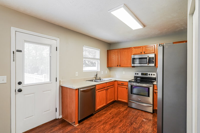 2,070/Mo, 2735 Sutherland Dr Thompsons Station, TN 37179 Kitchen View 2