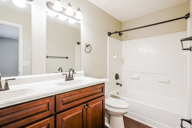 2,070/Mo, 2735 Sutherland Dr Thompsons Station, TN 37179 Bathroom View