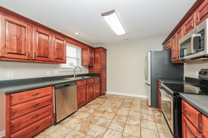 2,145/Mo, 2712 Mollys Ct Spring Hill, TN 37174 Kitchen View