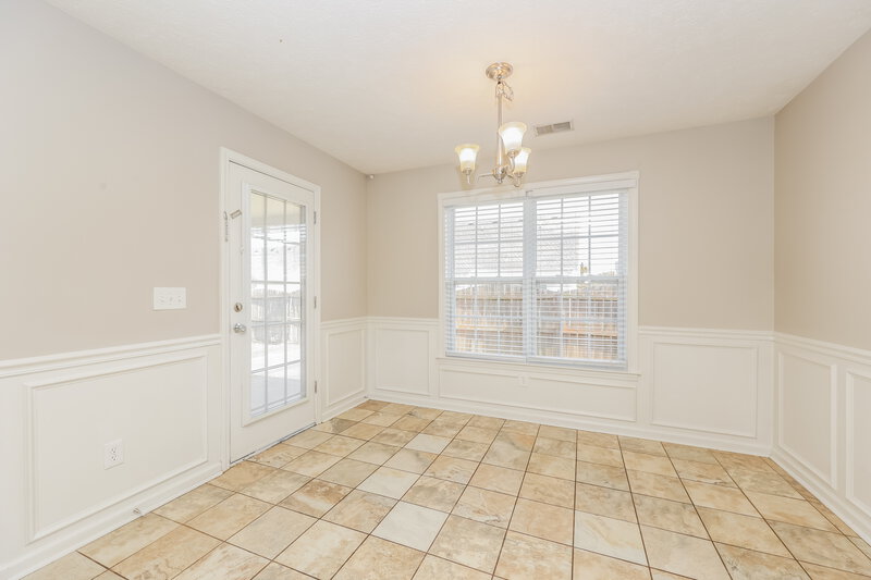 2,245/Mo, 3360 Cornerstone Dr Murfreesboro, TN 37128 Dining Room View 2