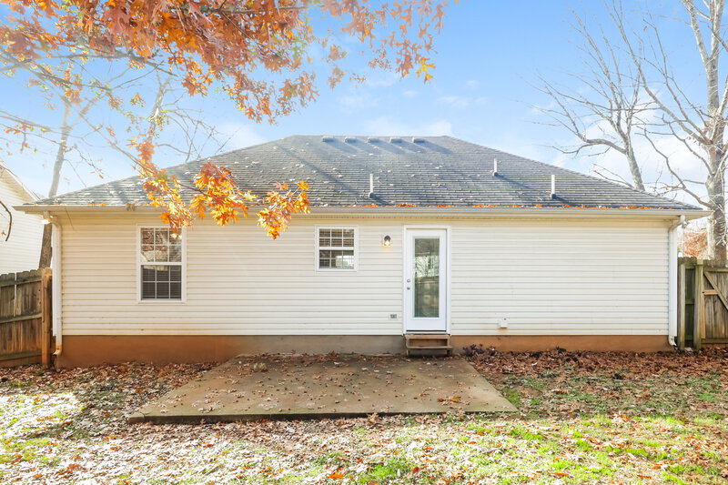 1,780/Mo, 1012 Seven Oaks Blvd Smyrna, TN 37167 Rear View