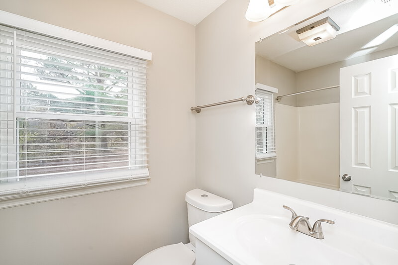 2,165/Mo, 2005 Hidden Cove Rd Mount Juliet, TN 37122 Bathroom View