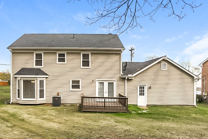 2,165/Mo, 2005 Hidden Cove Rd Mount Juliet, TN 37122 Rear View