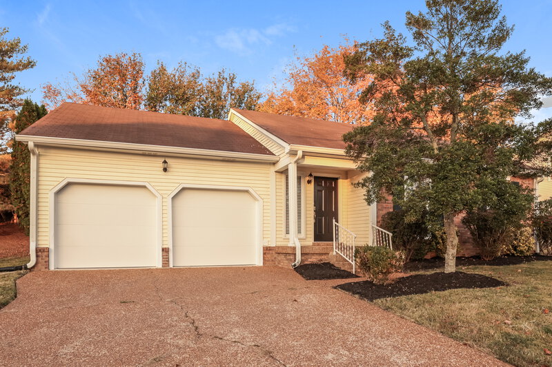 2,930/Mo, 2003 Hidden Cove Rd Mount Juliet, TN 37122 Front View