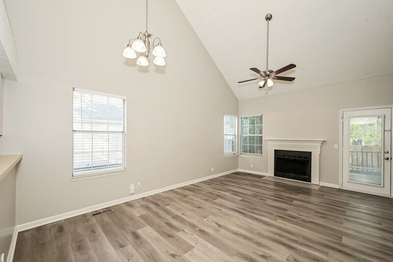 2,055/Mo, 1502 Cedardale Rd Mount Juliet, TN 37122 Living Room View 2