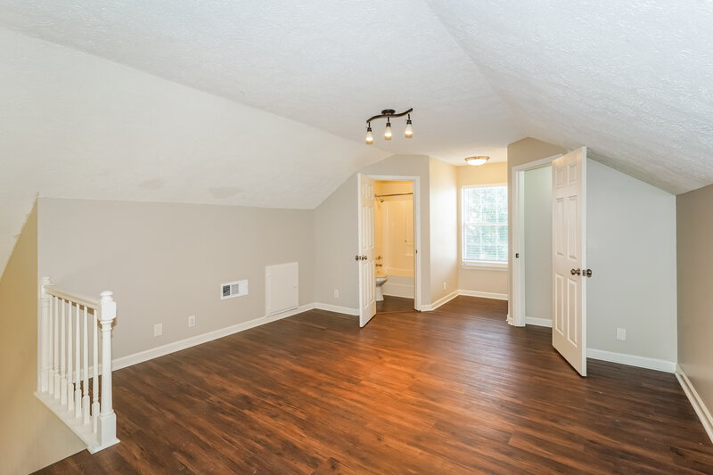 2,800/Mo, 1502 Cedardale Rd Mount Juliet, TN 37122 Loft View