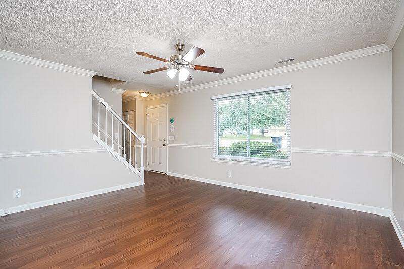 2,740/Mo, 408 Red Cedar Ct Nashville, TN 37214 Living Room View