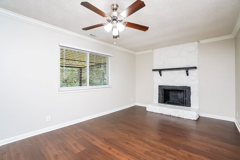 2,740/Mo, 408 Red Cedar Ct Nashville, TN 37214 Living Room View 3