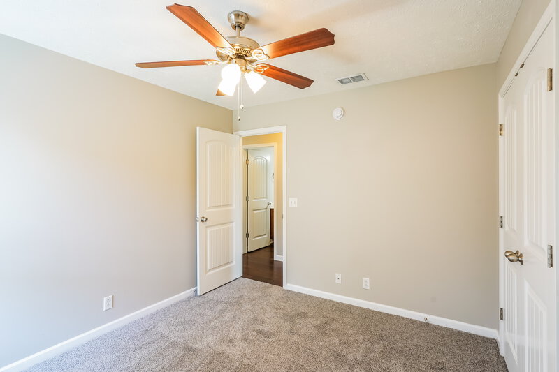 2,020/Mo, 2333 Cason Trl Murfreesboro, TN 37128 Bedroom View 2