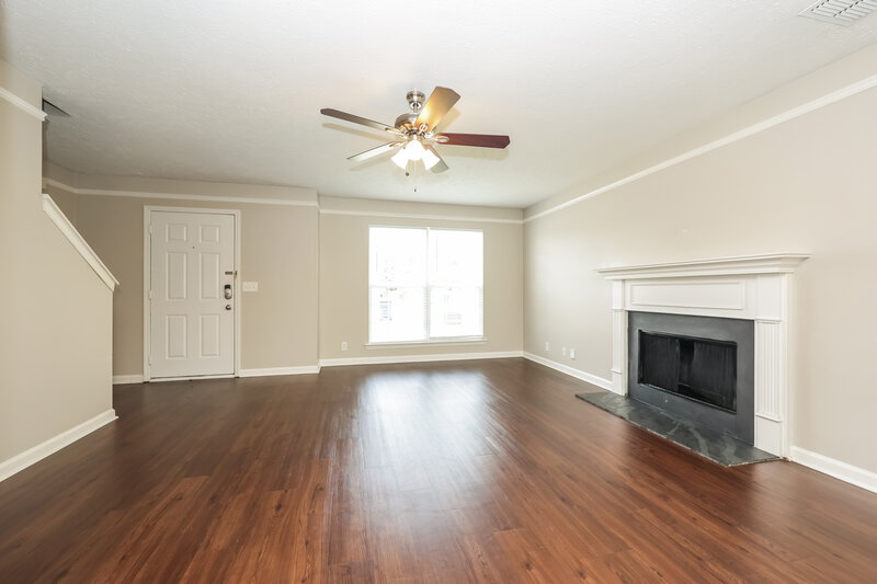 2,025/Mo, 1531 Saint Andrews Dr Murfreesboro, TN 37128 Living Room View