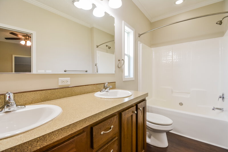 2,130/Mo, 1160 Wrights Mill Rd Spring Hill, TN 37174 Main Bathroom View